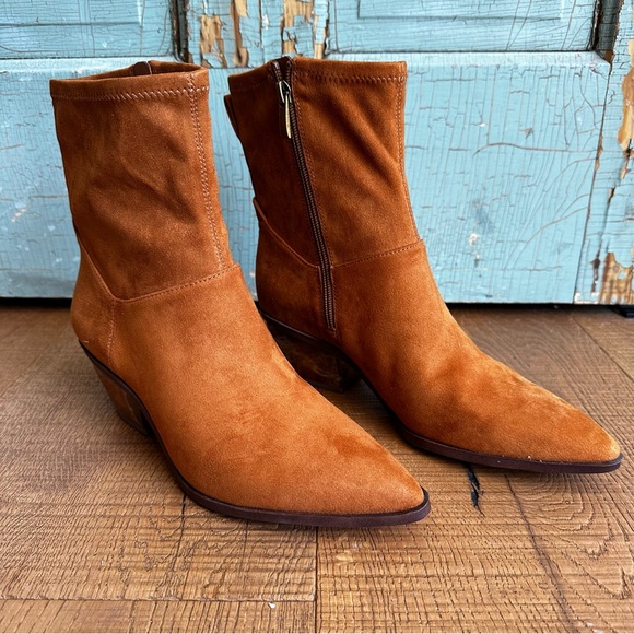 NEW Franco Sarto Sammi Suede Bootie in Camel Whiskey Brown with Metallic Heel - Picture 2 of 12